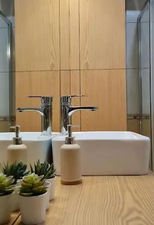 Lucy's In Center Appartamento *